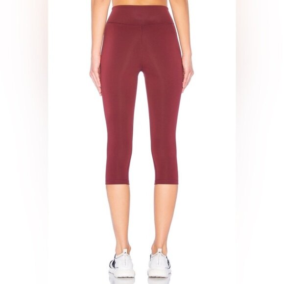 Love Wave Revolve Amy Capri Pant Leggings Cropped High Rise Bordeaux Size Small - Picture 14 of 14